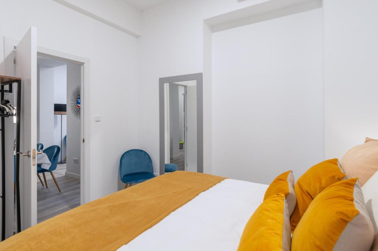 Francina Groups Teatro Real, By Monaro***** Apartment Madrid Ngoại thất bức ảnh